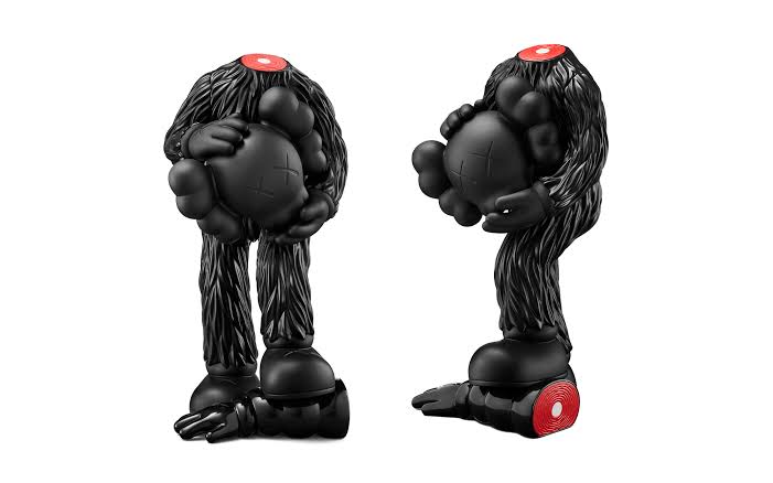 KAWS & AllRightsReserved Launch “KAWS:HOLIDAY” Indonesia Vinyl Figure