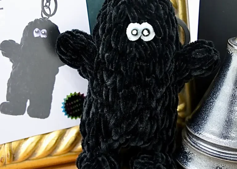 CDG HOMME Teams Up with Chenille Art Master Takuma Fujisaki, Bringing the MOGOLS Monster World to the 2026 Autumn/Winter Collection