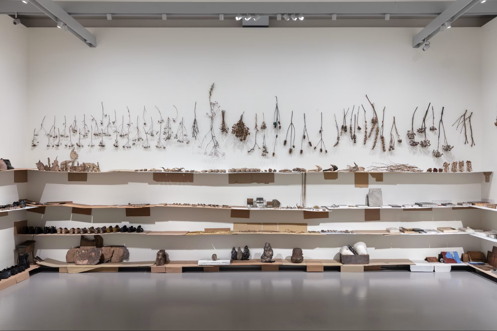 From a Single Studio to an Entire Ecosystem: Tatiana Trouvé’s First Solo Exhibition “The Auxiliaries” Opens at Xavier Hufkens in Brussels